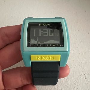 Nixon Base Tide Watch. NWT.